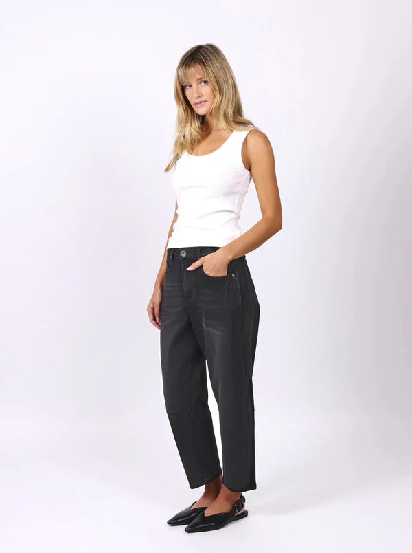 Toni Barrel Jeans - Black