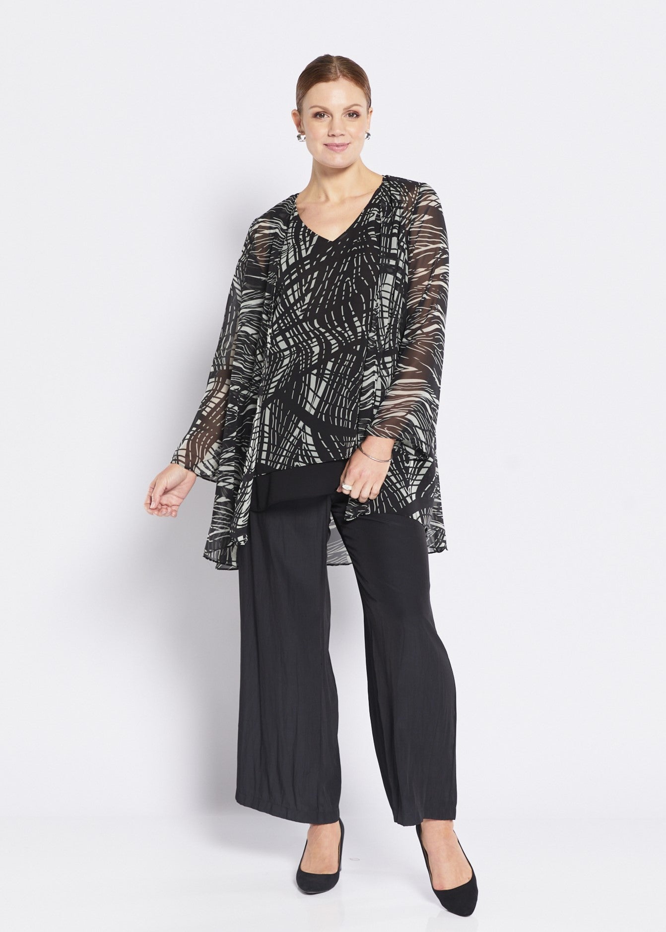Philosophy Julia Chiffon Tank and Jacket Combo - Black/cream