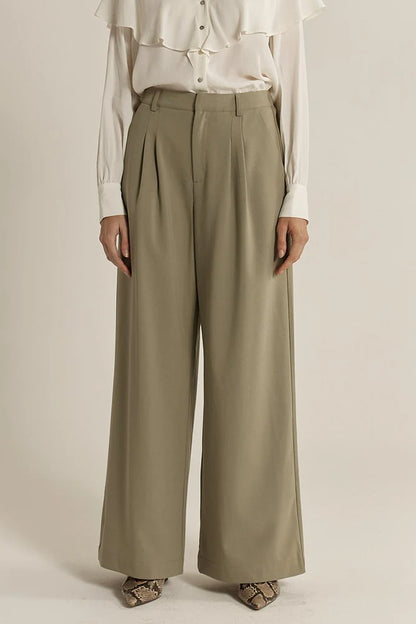 Roan Pleat Front Pant - Moss Green