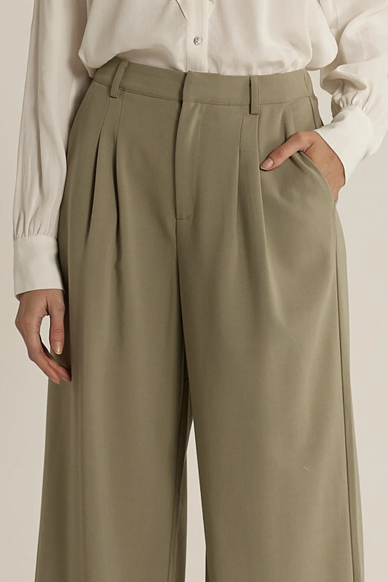 Roan Pleat Front Pant - Moss Green