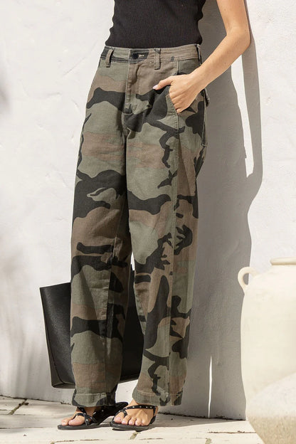Stretch Camo Barrel Jeans