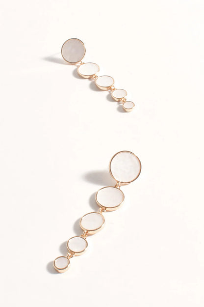 Gradual Shell Earrings - Cream/Gold