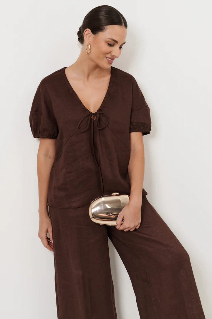 Abstract Curved Metal Clutch - Gold