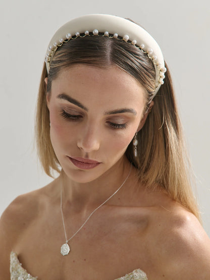 Isla Dainty Pearl Statement Headband