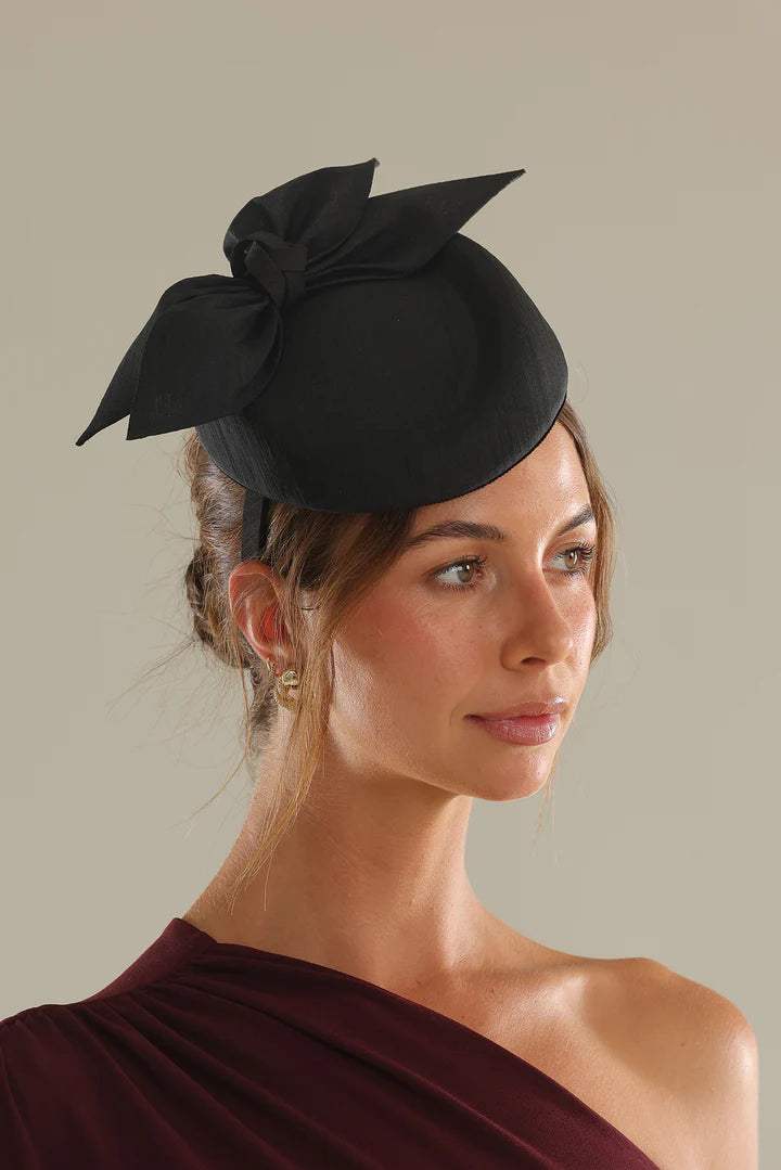 Florence Fascinator in Black