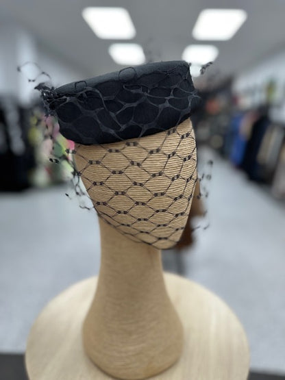 Zahra Pillbox Hat in Black