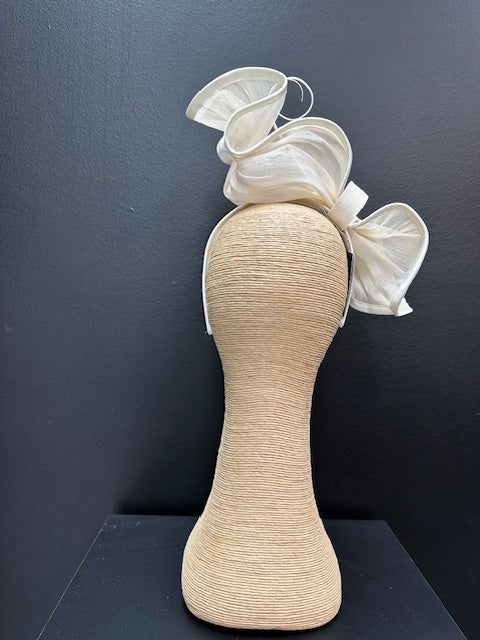 Fillies Collection Cream Racing Fascinator