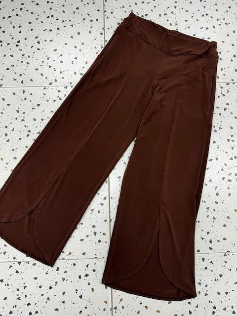 Philosophy Australia Petal Split 7/8 Pants - Chocolate