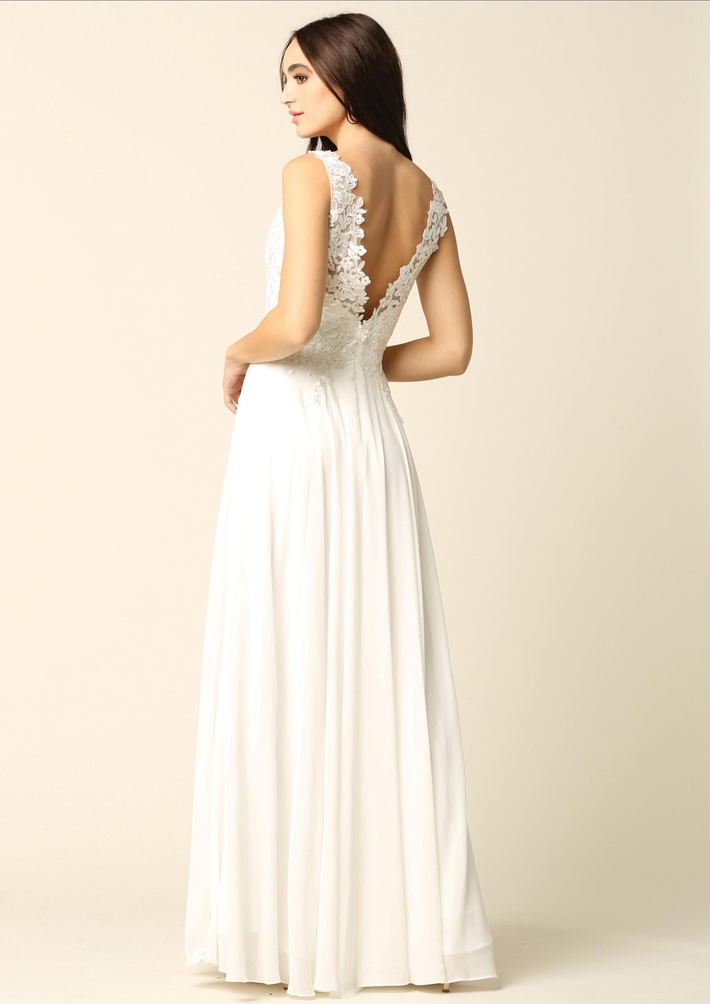 T1025 Detailed Bodice Bridal Dress