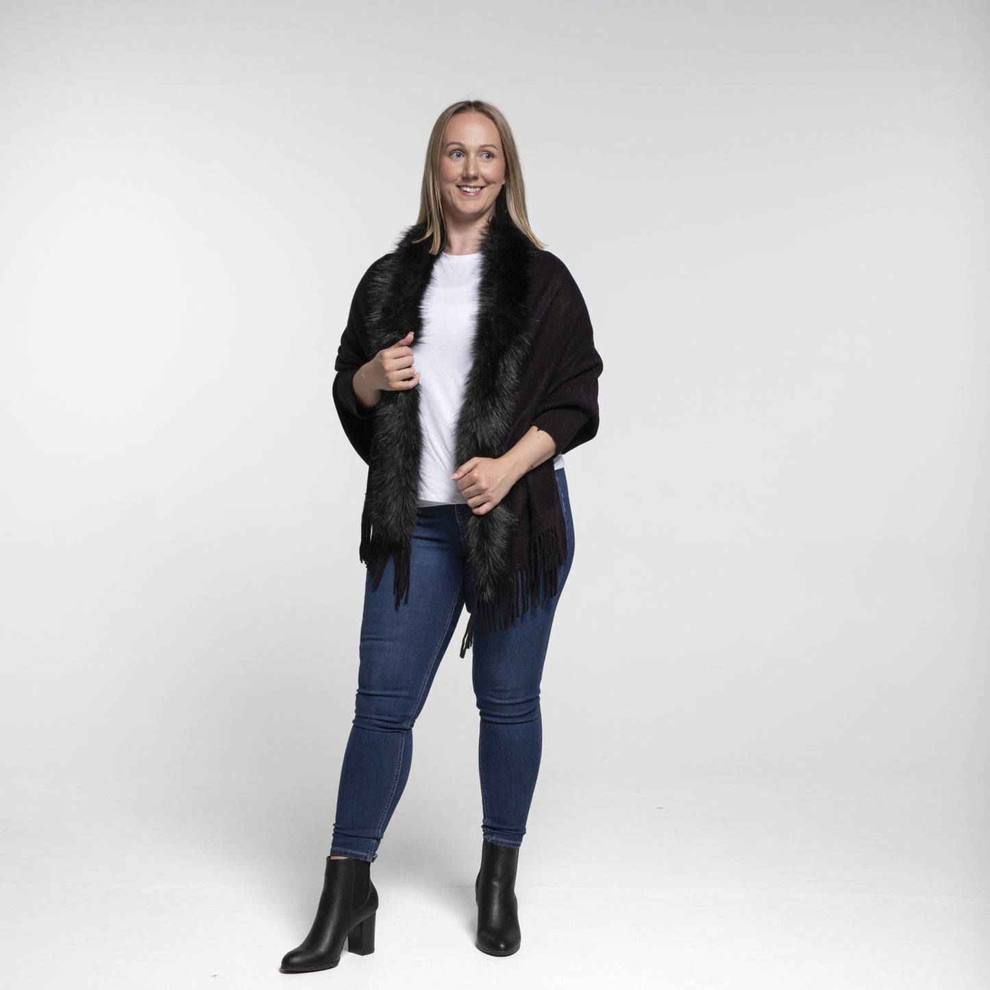 Faux Fur Plain Cape - Black