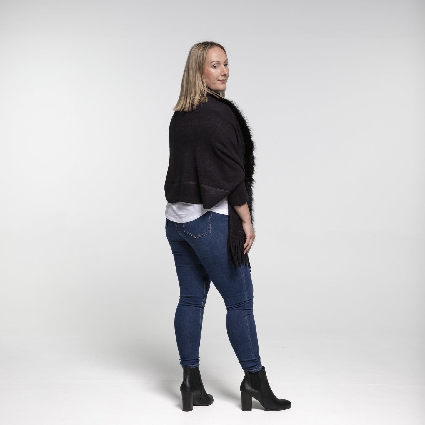 Faux Fur Plain Cape - Black