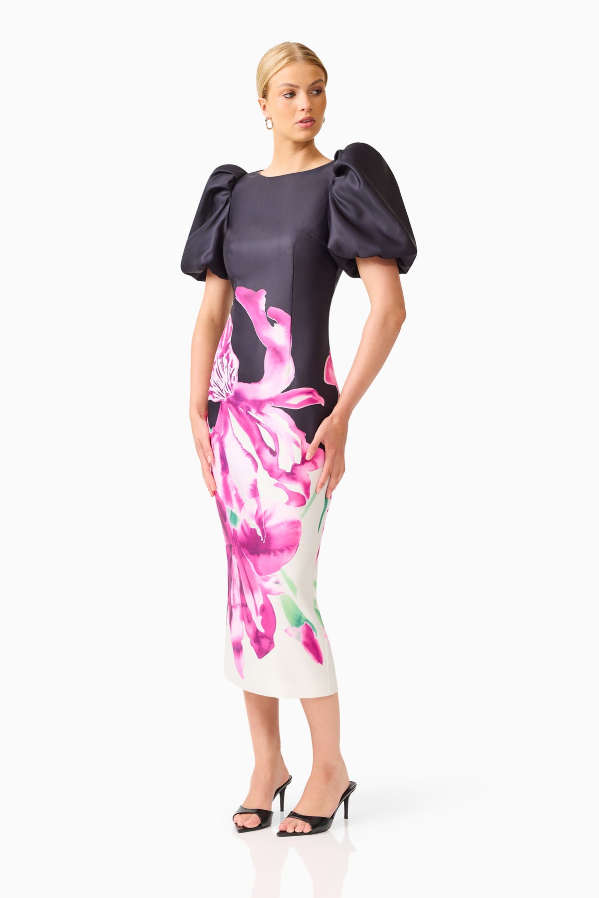 Elliatt Petalia Midi Dress in Black Floral
